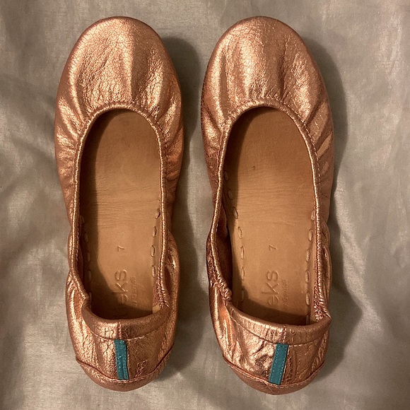 Tieks Shoes - Rose Gold Tieks! Excellent condition